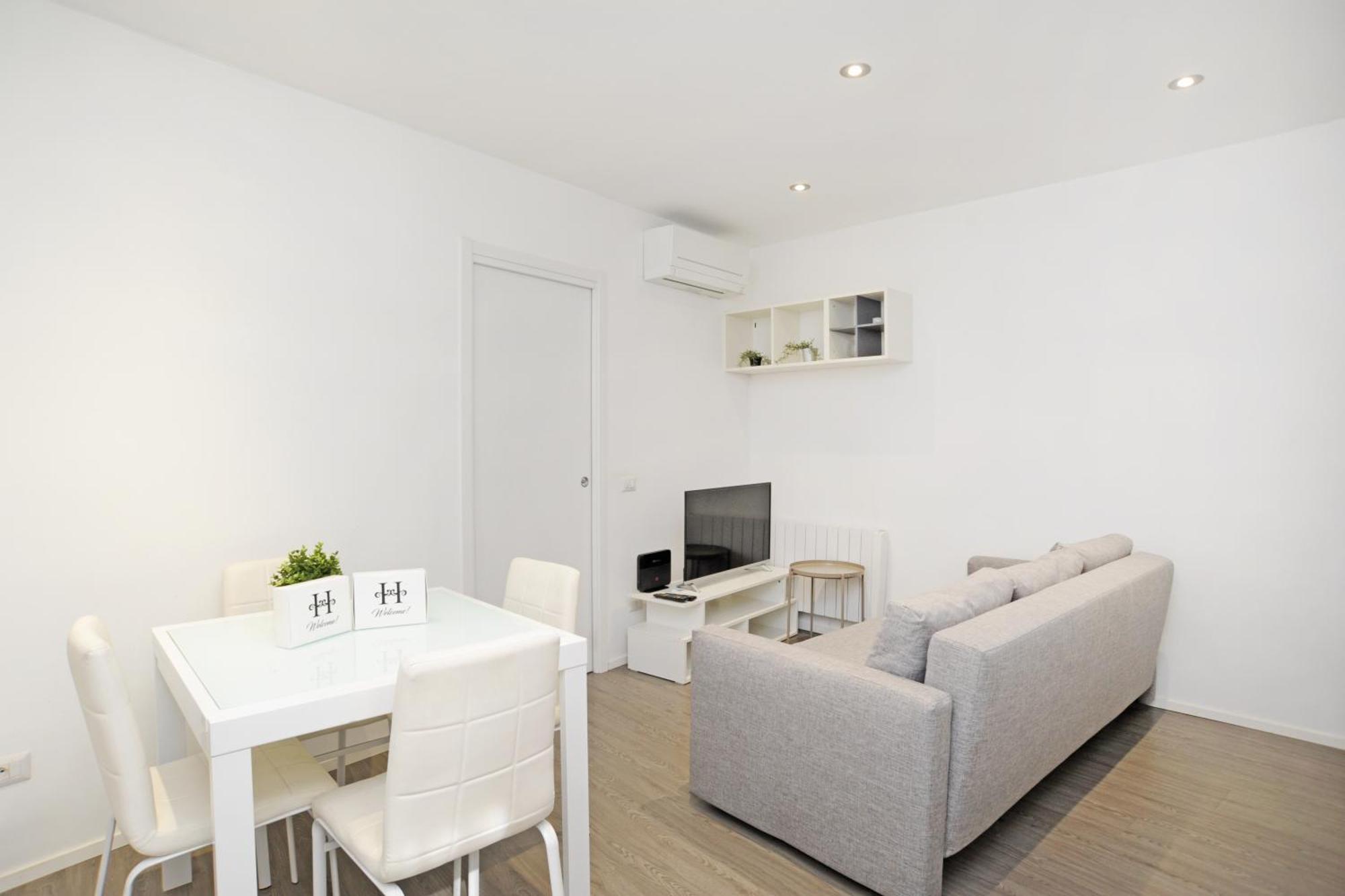 Appartement Ticinese 28